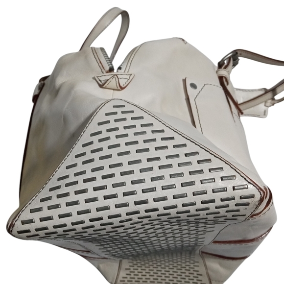 Olivia Harris Zip Closure Gun Metal Detail Satchel Handbag - Picture 12 of 12